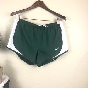 Lined Nike Jogging Walking Sports Shorts SMALL
